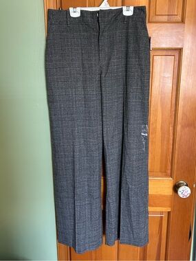 GAP Women’s Gray Plaid Trouser